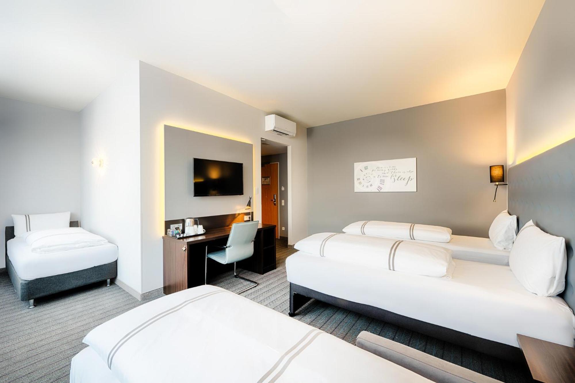 Hotel Premier Ost 3*
